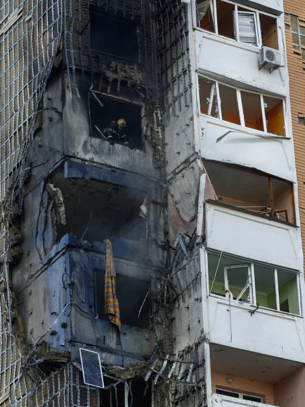 Osam Ranjenih U Kijevu Nakon Ruskih Vazdušnih Napada; Ozonov Centar U Saratovu Zapaljen