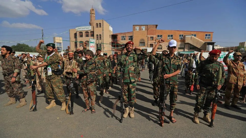 Hutiji Zauzeli Mocha, Pritisak Na Bab El‑Mandeb: Rizik Za Svetske Pomorske Rute I Cene Nafte