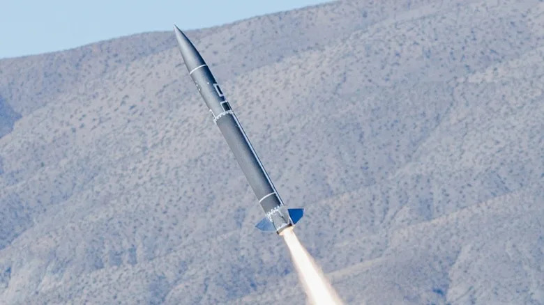 US Navy Begins Testing Castelion’s Blackbeard Hypersonic Missile On F/A-18 Super Hornet