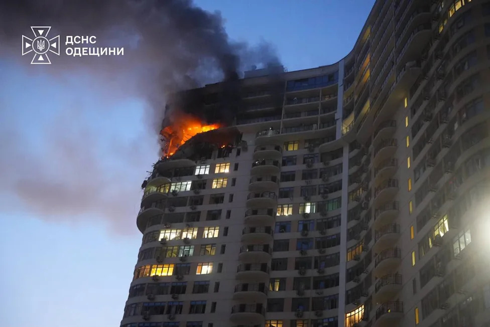 Tramp Poziva Zelenskog Da Prekine Napade Na Ruski Dizel — 