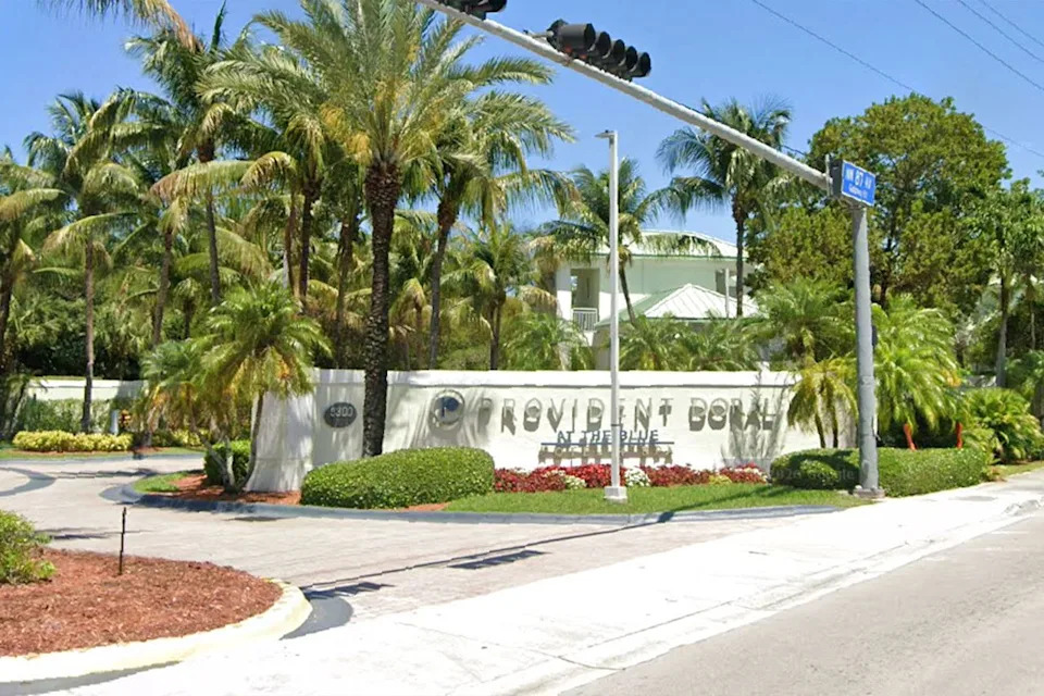 25-Year-Old Arrested After Allegedly Hiding Under Couple’s Hotel Bed at Provident Doral
