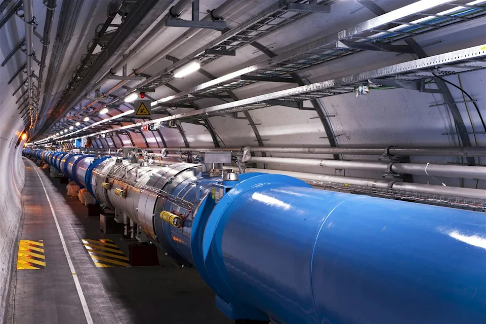 U CERN‑u Rekreiran Početak Kosmičkih Tuševa: Prvi Laboratorijski Sudari Kiseonika i Protonа