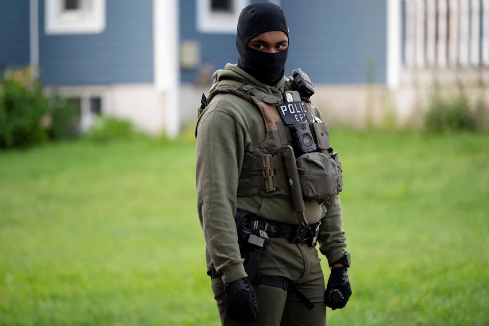 Video Shows ICE Agents Use Force Against Teens En Route To Enlist In Marines