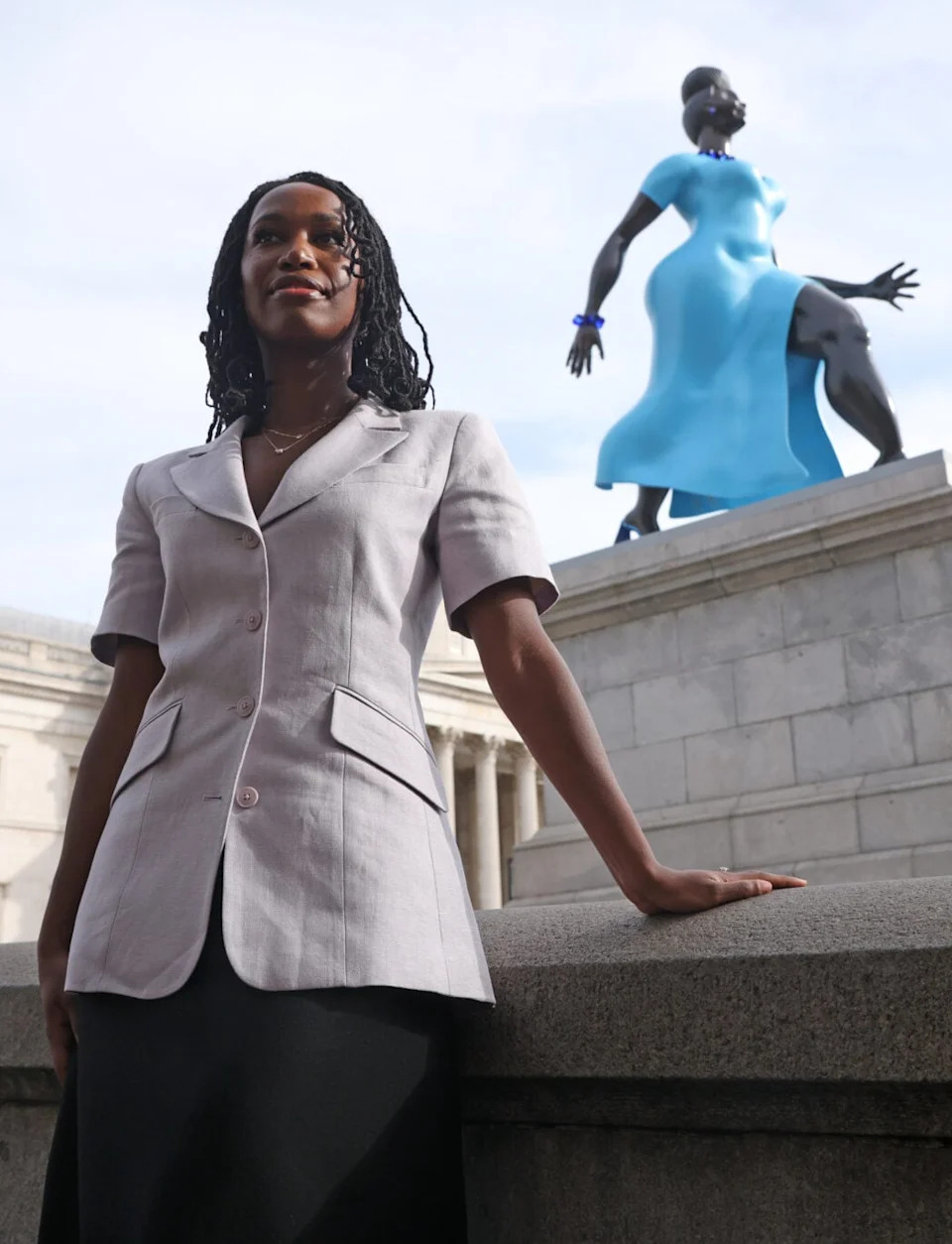 Kad je crnkinja stala na postament: „Lady in Blue“ Tschabalale Self izaziva divljenje i polemike u Londonu