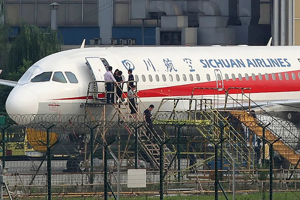 Herojsko sletanje na -30°C: Kapetan Liu spasio 119 ljudi nakon pucanja stakla kokpita