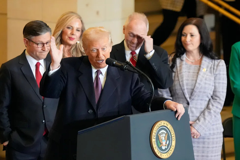 Time Change 2026: Will Americans Still Fall Back on Nov. 1?