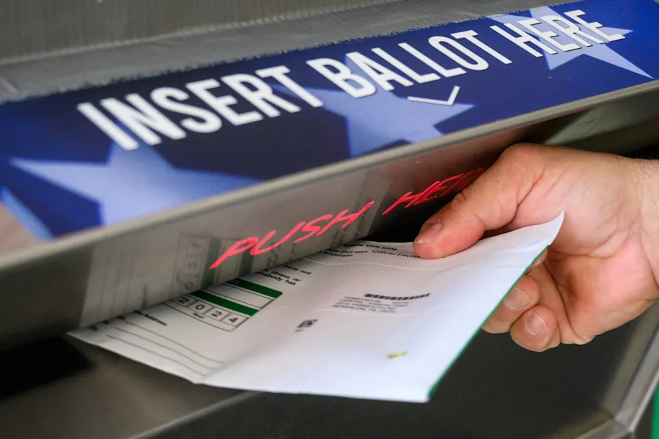 Senators Say DHS Ordered Agents To 'Misrepresent Themselves' To Access State Voter Rolls