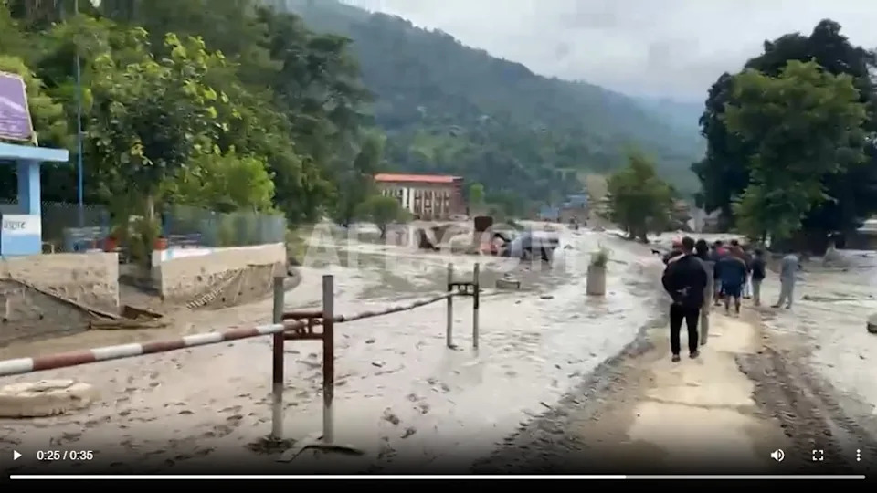 Ice‑Rock Avalanche, Not Dam Failure: How the Langtang Collapse Triggered the Deadly China–Nepal Floods