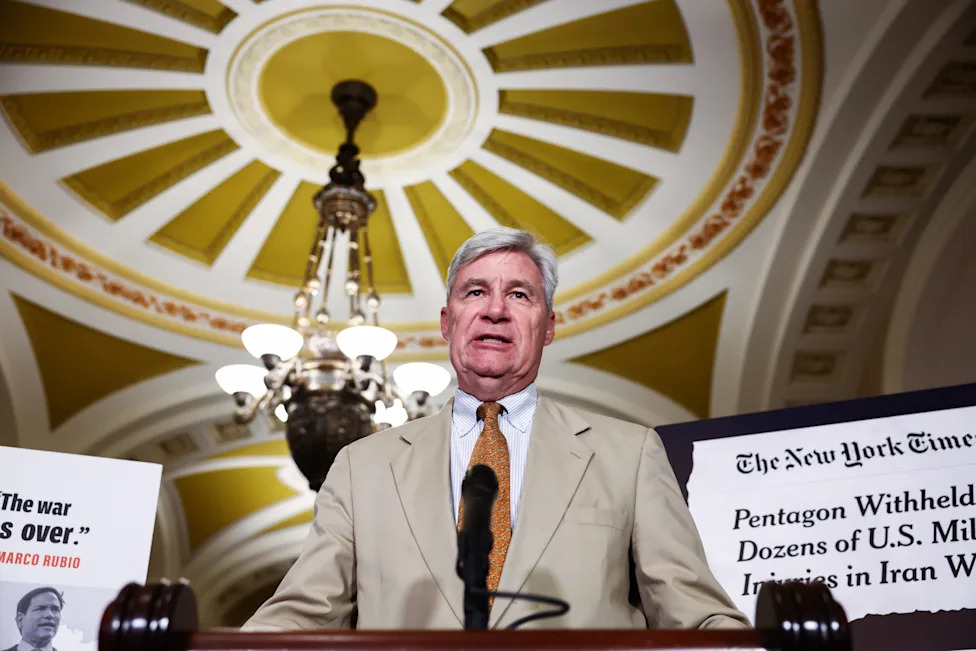 Social Security Becomes a Decisive Midterm Issue as Trust Fund Faces 2032 Shortfall