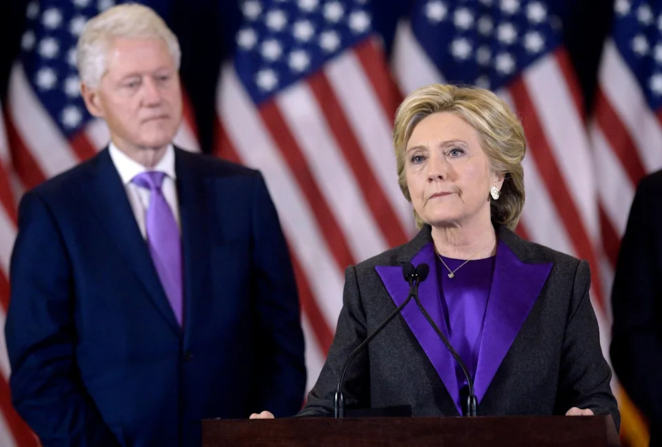 Report: JD Vance Sought Meeting With Hillary Clinton’s 2016 Team to Warn About Trump