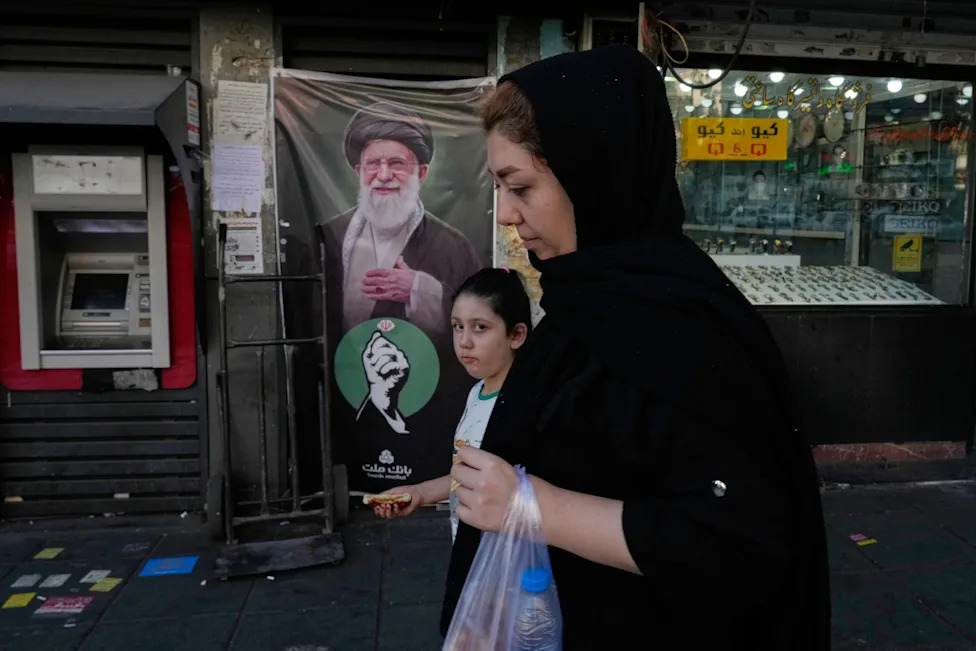 Iran Reluctant to Reimpose Strict Hijab Rules Amid War, Sanctions and Growing Public Defiance