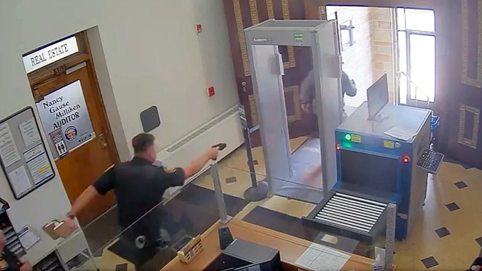 Handcuffed Inmate Slips Free, Strikes Deputy and Attempts Courthouse Escape in Ohio
