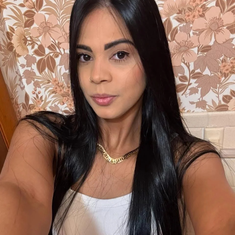 ICE Detains Massachusetts Woman After Fiancé Called 911 During Mental-Health Crisis