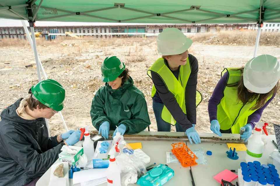 Beneath Pittsburgh’s Redevelopment: Bacteria That Evolved to Eat Industrial Pollution