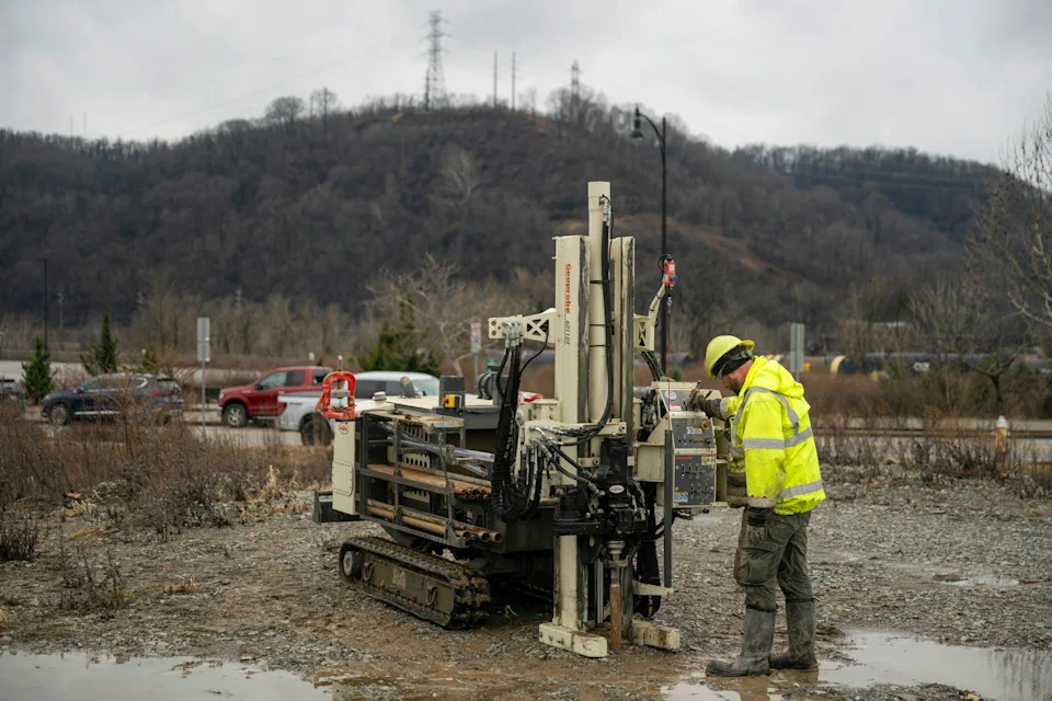 Beneath Pittsburgh’s Redevelopment: Bacteria That Evolved to Eat Industrial Pollution