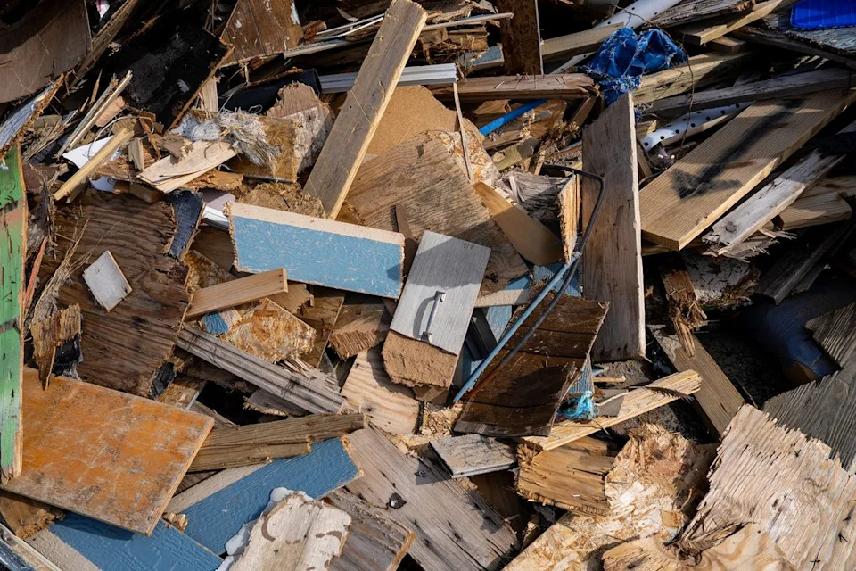 FEMA Rules Are Pushing Coastal Homeowners to Let Houses Collapse Into the Sea, Report Finds