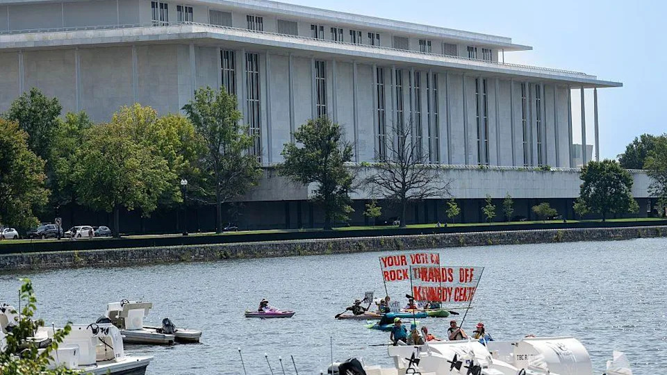 Judge Orders 30 Days' Notice Before Any Kennedy Center Demolition, Demands Detailed Report