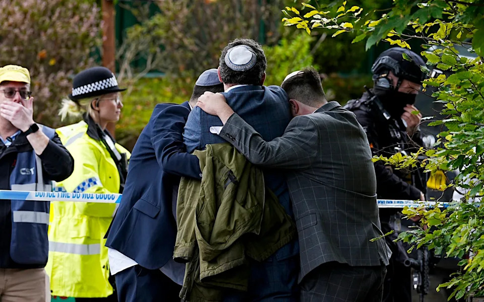 Chief Rabbi to Lead Yom Kippur in Manchester After Synagogue Attack, Warns Rising Threat From Demonisation