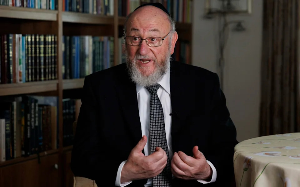 Chief Rabbi to Lead Yom Kippur in Manchester After Synagogue Attack, Warns Rising Threat From Demonisation