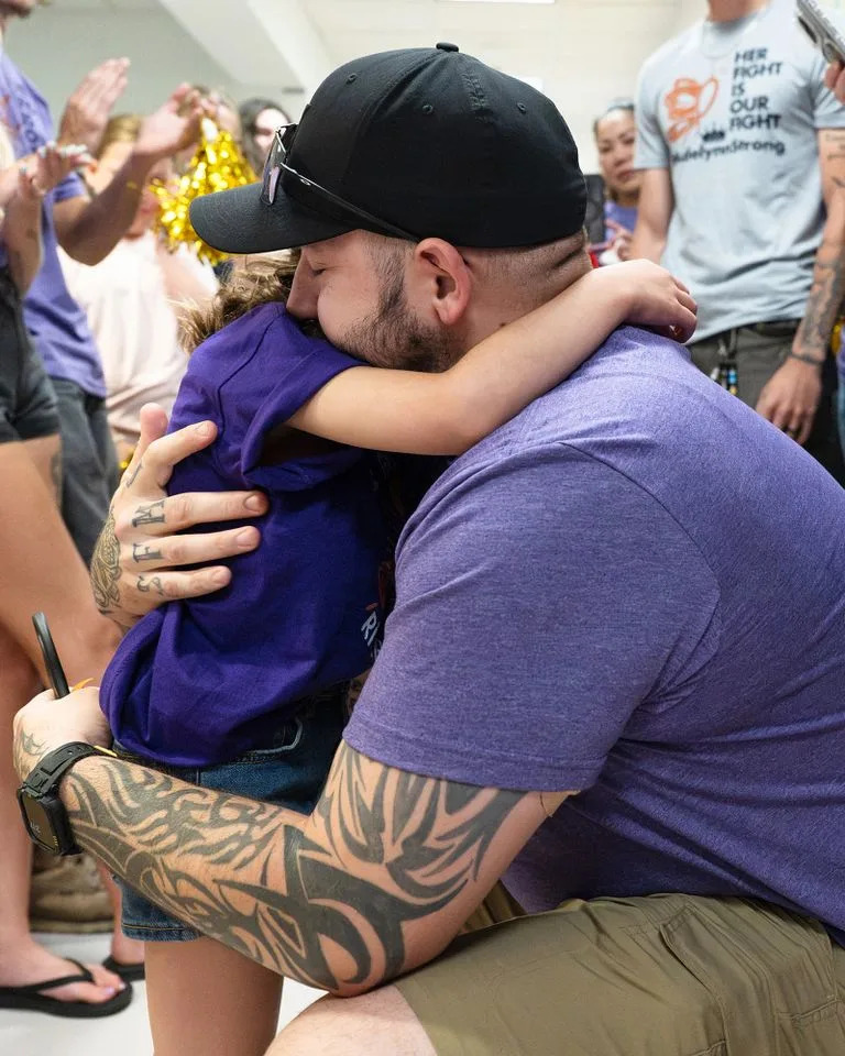 7-Year-Old Adelynn Rings Bravery Bell, Cuts Father's 'Adelynn Strong' Bracelet After 2½ Years of Cancer Treatment