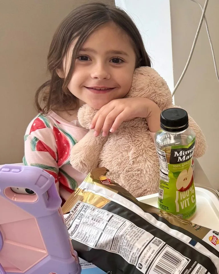 7-Year-Old Adelynn Rings Bravery Bell, Cuts Father's 'Adelynn Strong' Bracelet After 2½ Years of Cancer Treatment