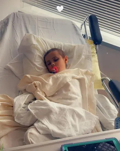 7-Year-Old Adelynn Rings Bravery Bell, Cuts Father's 'Adelynn Strong' Bracelet After 2½ Years of Cancer Treatment