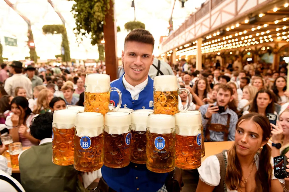 Oktoberfest Kicks Off in Munich — Green Mayor Dominik Krause Taps Keg Twice