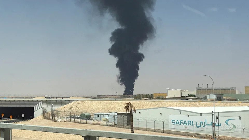 Houthis Claim Strikes on Riyadh as Saudi Defenses, U.S. Warnings and Global Market Pressures Mount