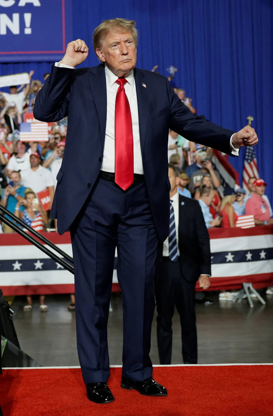 Maddow: Trump’s Ban on CNN, MSNBC and Politico Is About the Crowd’s Reaction — Not Just ‘Fake News’