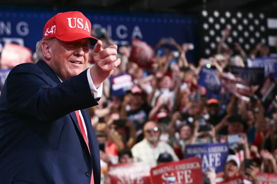 Seven Signs Republicans Are Treating the Midterms as a Tighter Fight Than Expected