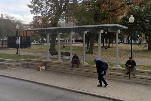 Teen Mother Allegedly Hands 1-Month-Old to Stranger at San Antonio Bus Stop; Faces Child-Abandonment Charges