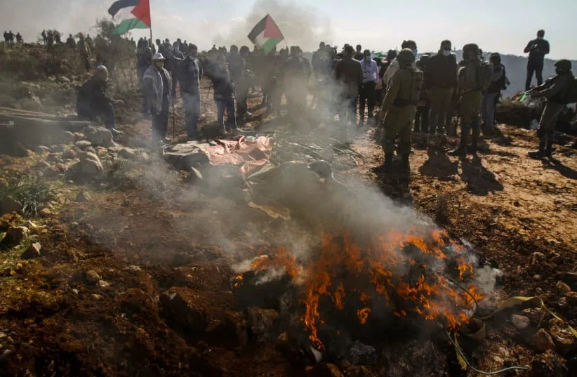 Pew Poll: Only 17% of Israelis and 21% of West Bank Palestinians Say Peaceful Coexistence Is Possible