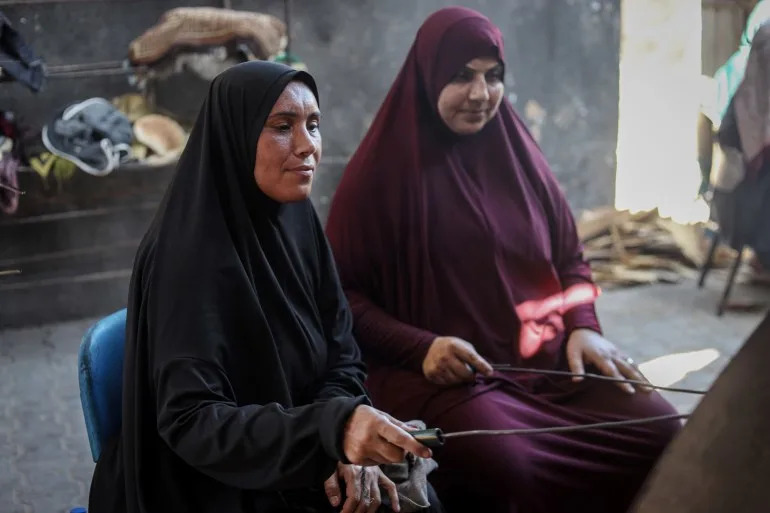 Communal Ovens Keep Displaced Gaza Families Fed as Fuel and Jobs Dry Up