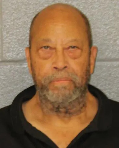 Seven Pit Bulls Allegedly Spill From U‑Haul, Maul Neighbors in Charlotte — Two Owners Charged