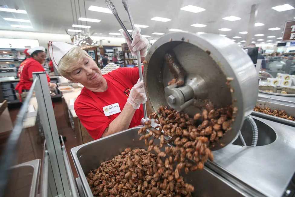 Indiana Gets Its First Buc-ee's: Greenwood Approves 74,000‑Sq‑Ft Travel Center
