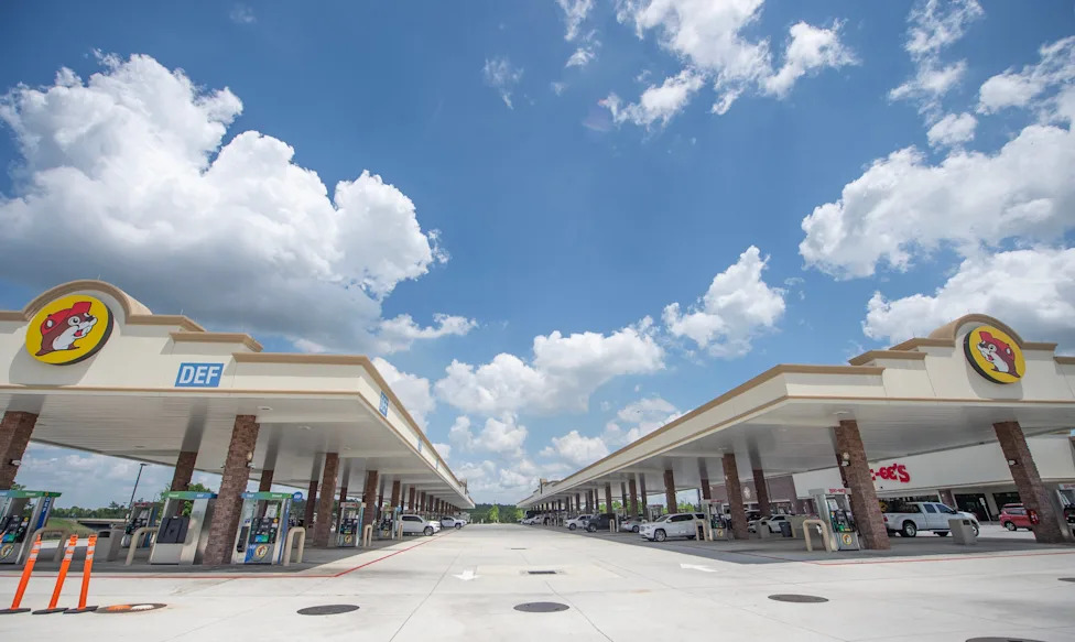 Indiana Gets Its First Buc-ee's: Greenwood Approves 74,000‑Sq‑Ft Travel Center