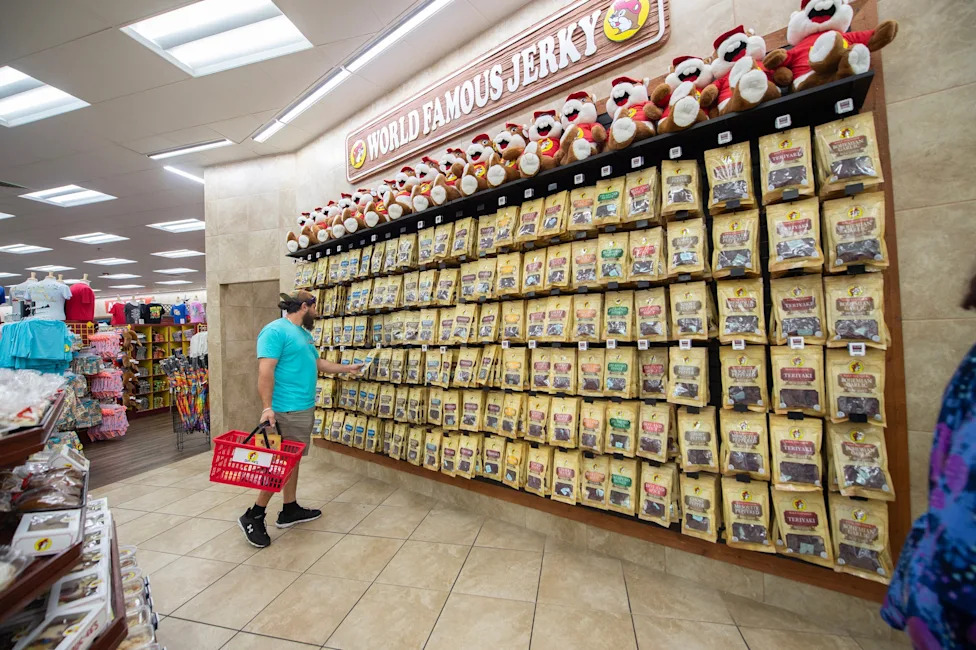 Indiana Gets Its First Buc-ee's: Greenwood Approves 74,000‑Sq‑Ft Travel Center