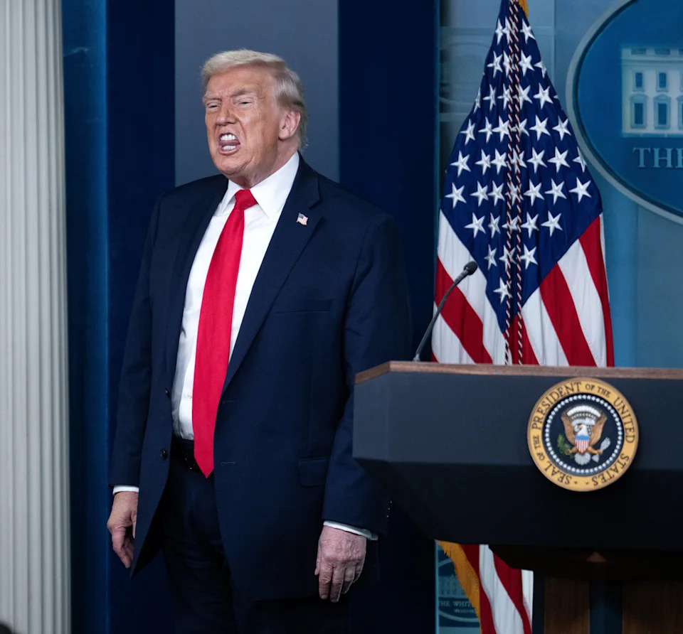 Critics Decry Trump's Post as 'Unhinged, Corrupt Egomaniac' — Calls for 25th Amendment Intensify
