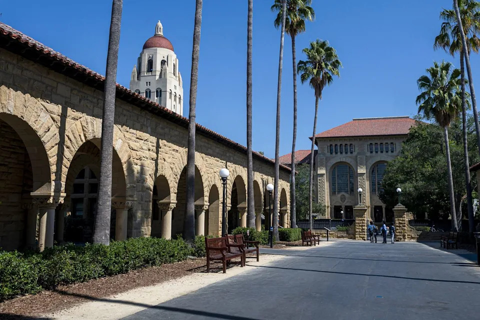 Stanford Removes AI-Altered Photo After Student Says He Was 'Erased'