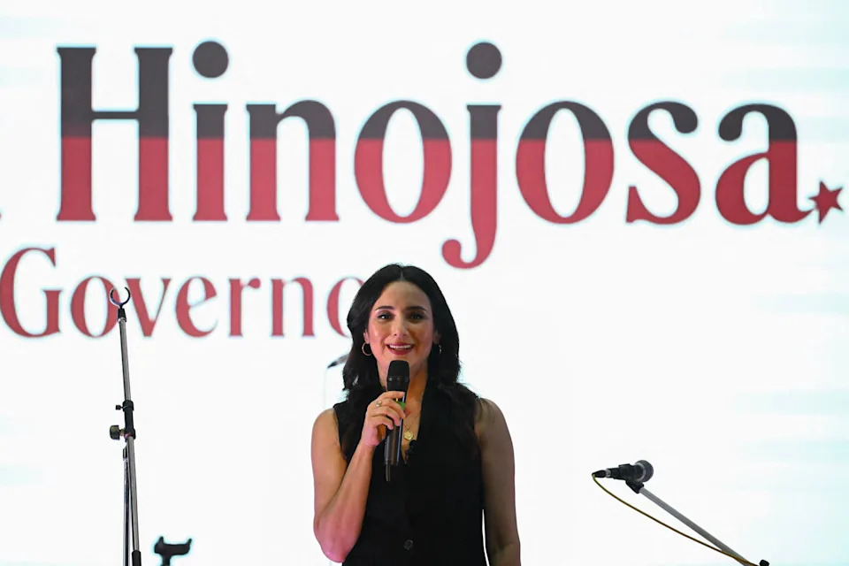 Texas Governor's Race Tightens: Abbott Sees Lead Narrow as Forecasters Shift Ratings