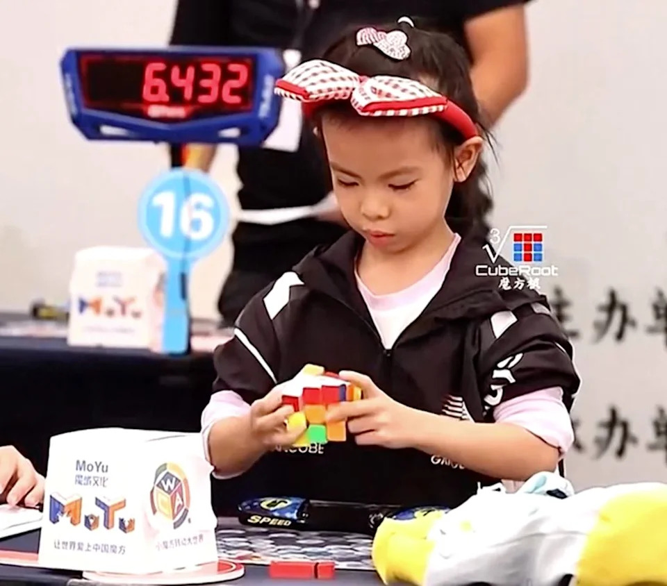 6-Year-Old Lian Yunzhi Breaks Women's Rubik’s Cube World Record Twice in Three Days