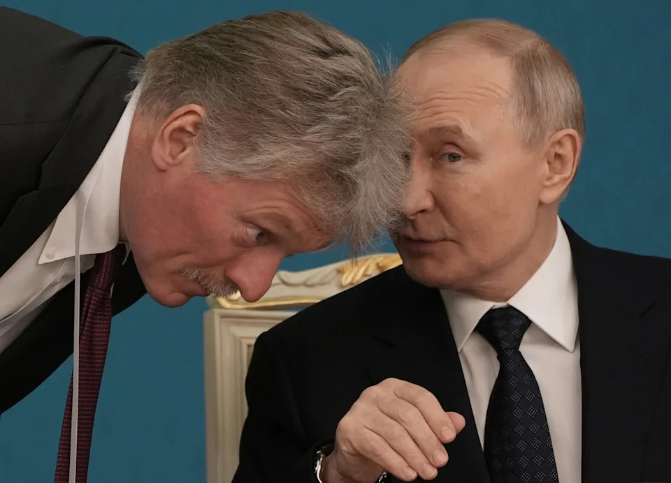 Leaked Kremlin Messages Suggest Putin's Inner Circle Is Increasingly Paranoid After Botched Navy Day