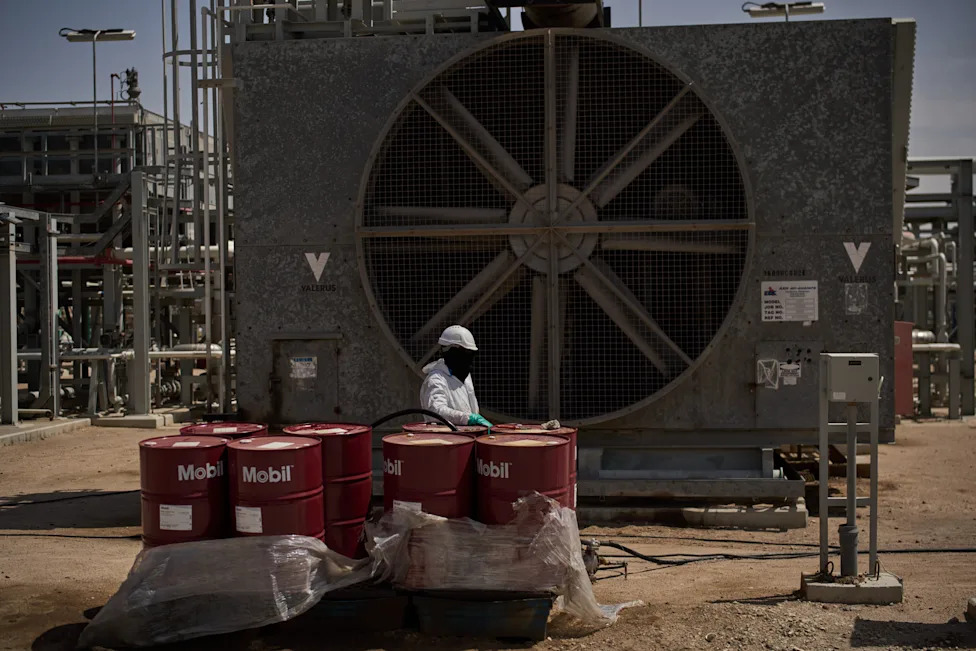 Gulf Oil Flows Kept Afloat Despite Iran War — But Detours Are Costly and Fragile