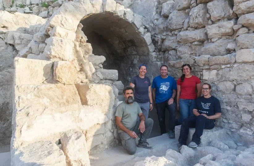 Massive Second Temple–Era Mikva Complex Unearthed at Ophel Sheds Light on Pilgrim Purification