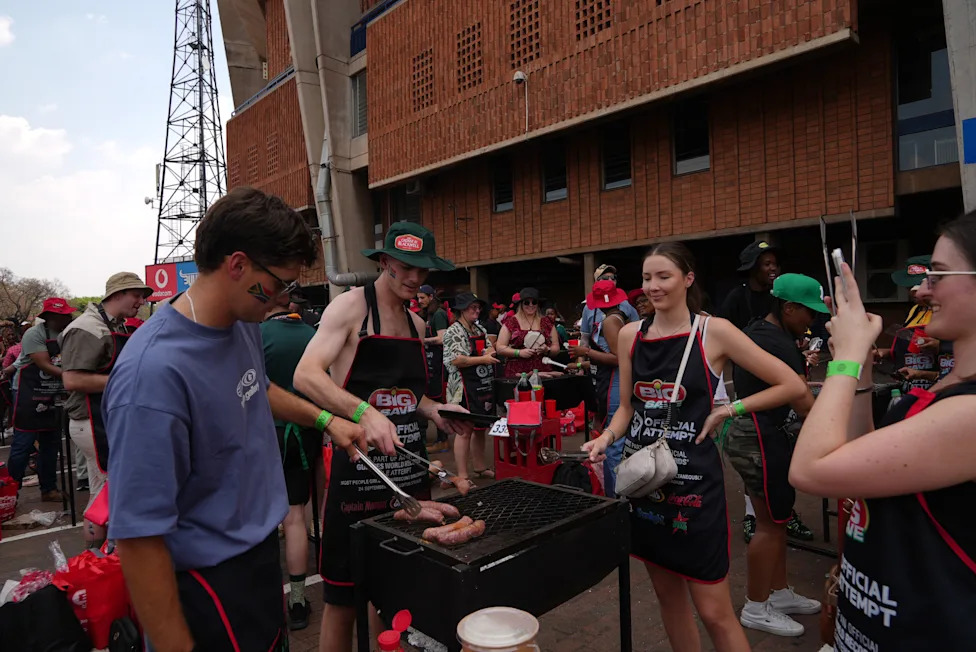 Thousands Fill Pretoria Stadium in Bid to Break World 'Braai' Cookout Record