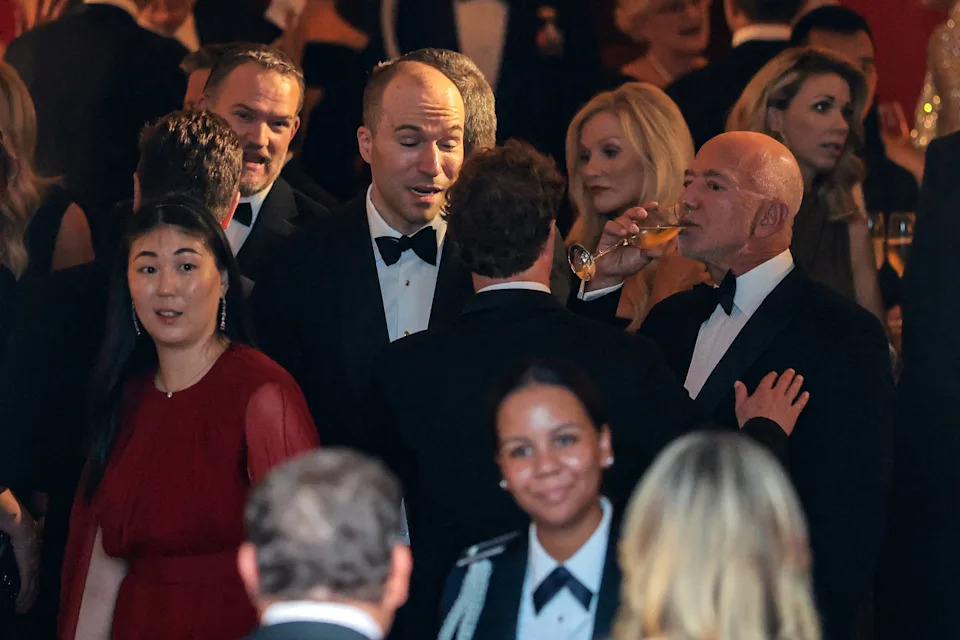 Trump Hosts Xi at White House State Dinner: Wild Mushrooms, Tech Titans and Diplomatic Gifts