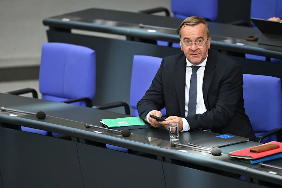 Germany and Hungary Announce Military Reset as Pistorius Visits Budapest