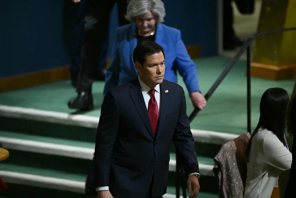 Plummeting Trump Approval Could Spell Major Midterm Losses for Republicans