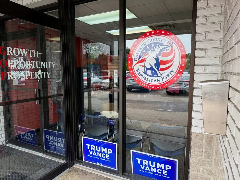 Door-to-Door in Michigan: Republicans Push 'Democrats-As-Extremists' Pitch — Voter Response Mixed