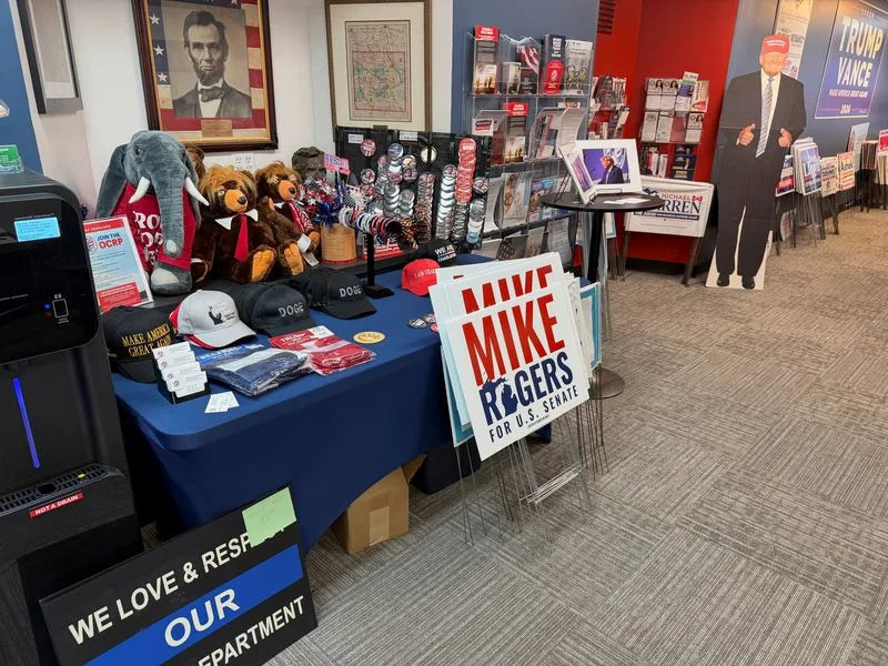 Door-to-Door in Michigan: Republicans Push 'Democrats-As-Extremists' Pitch — Voter Response Mixed